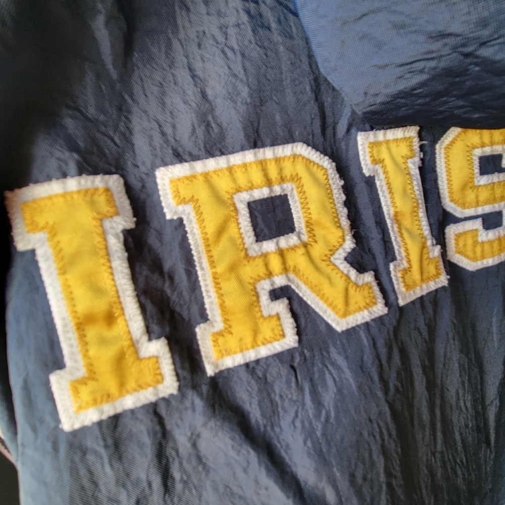 Vintage Champion Notre Dame Fighting Irish Windbreaker M Blue Gold Team Logo - Picture 8 of 12